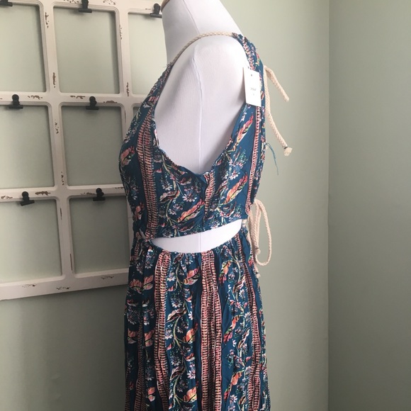 Bohemian cutout maxi dress with slit beach coverup - Picture 5 of 7